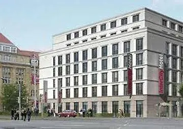 호텔 Intercityhotel