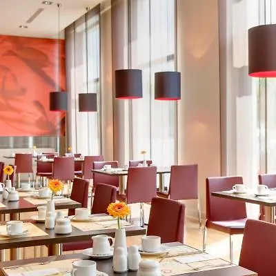Intercityhotel 4*
