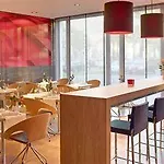 Intercityhotel 4*
