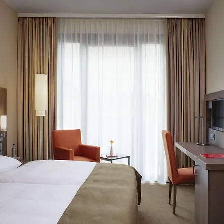 Intercityhotel Hotel 4*