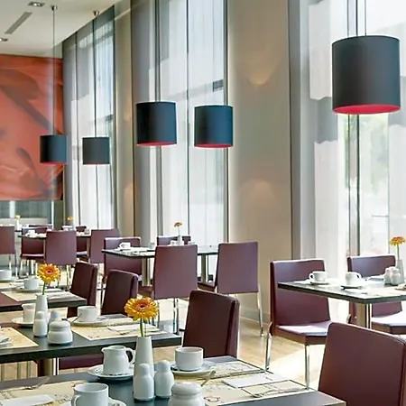 Intercityhotel Ξενοδοχείο Λειψία