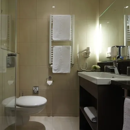 Intercityhotel Λειψία