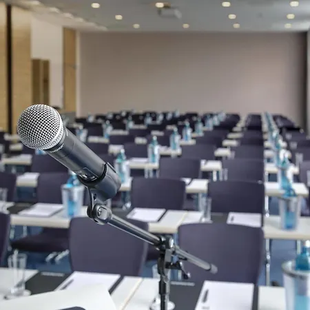 Intercityhotel מלון לייפציג