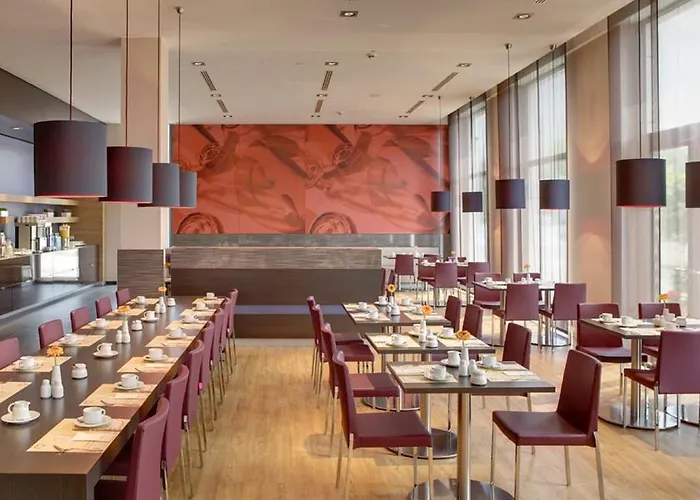 Hotel Intercityhotel 4*