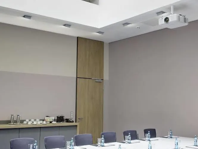 Отель Intercityhotel