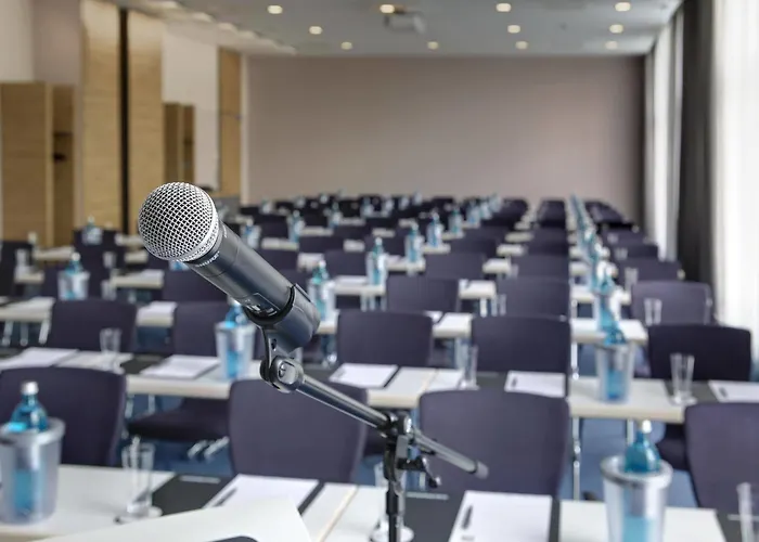 Intercityhotel Отель Лейпциг